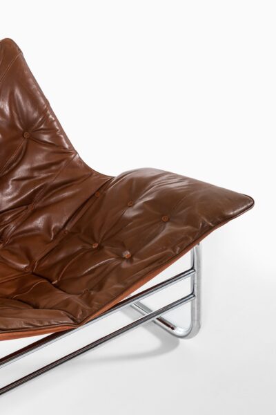 Easy chair in chromed steel and leather at Studio Schalling