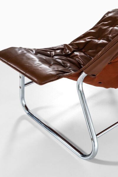 Easy chair in chromed steel and leather at Studio Schalling