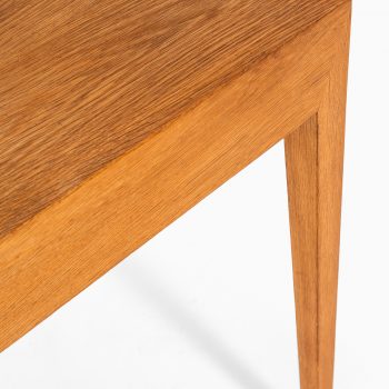 Severin Hansen freestanding desk in oak at Studio Schalling