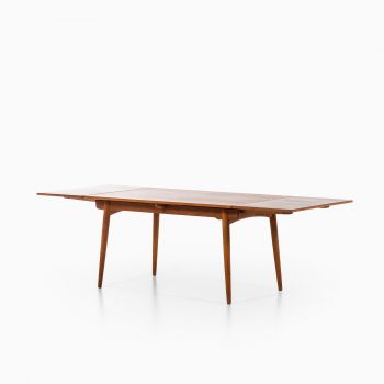 Hans Wegner dining table model AT-312 at Studio Schalling