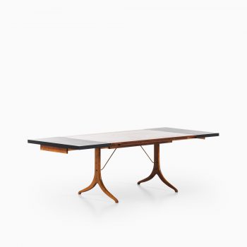 Dining table attributed to David Rosén in rosewood at Studio Schalling