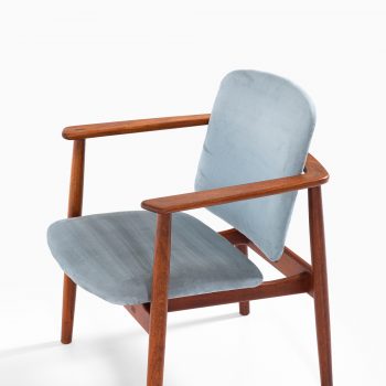 Børge Mogensen armchairs in teak at Studio Schalling