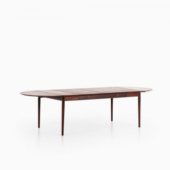 Arne Vodder dining table model 227 in rosewood at Studio Schalling