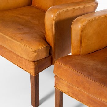 Kaare Klint easy chairs model 5313 in niger leather at Studio Schalling