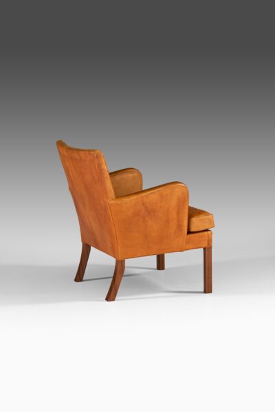 Kaare Klint easy chairs model 5313 in niger leather at Studio Schalling