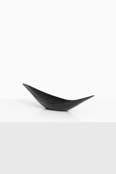 Black lacquered wooden bowl at Studio Schalling