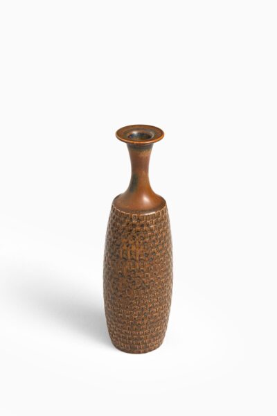 Stig Lindberg ceramic vase in brown glaze at Studio Schalling