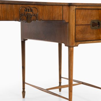 Freestanding desk in walnut, mahogany and brass at Studio Schalling