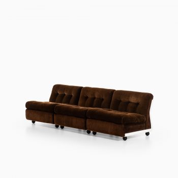 Mario Bellini Amanta sofa by C&B Italia at Studio Schalling
