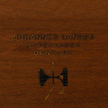 Hans Wegner dining table model JH-570 at Studio Schalling