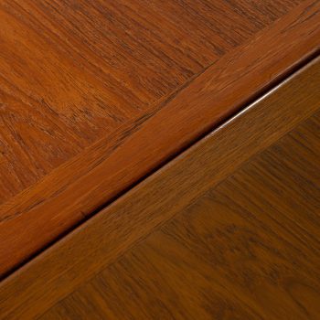 Hans Wegner dining table model JH-570 at Studio Schalling