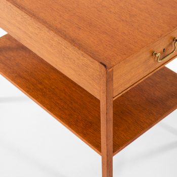 Josef Frank bedside table in mahogany and brass at Studio Schalling