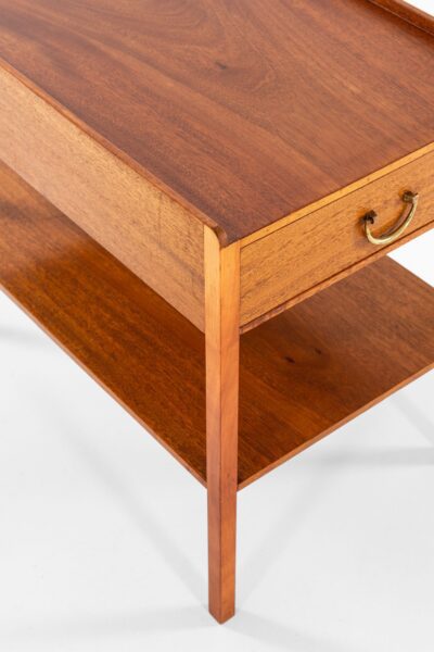 Josef Frank bedside table in mahogany and brass at Studio Schalling