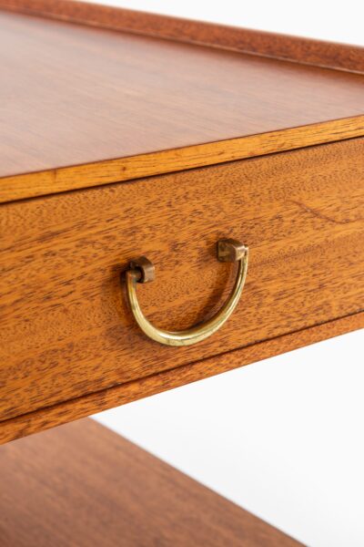 Josef Frank bedside table in mahogany and brass at Studio Schalling