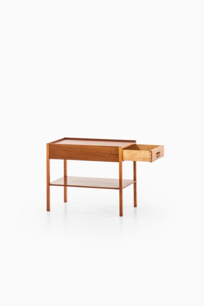 Josef Frank bedside table in mahogany and brass at Studio Schalling