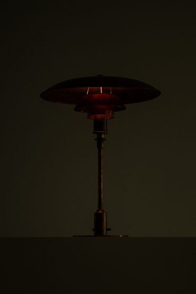 Poul Henningsen table lamp model PH 3½/2 in copper at Studio Schalling