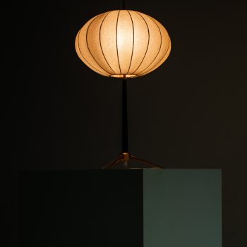 Svend Aage Holm Sørensen table lamp at Studio Schalling