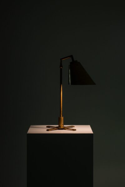 Frits Schlegel table lamp model B29 at Studio Schalling
