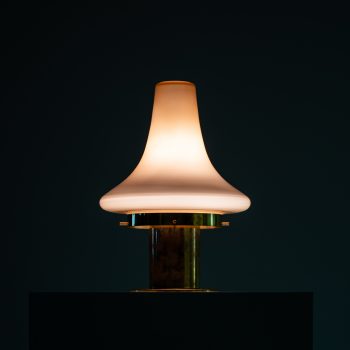 Hans-Agne Jakobsson table lamp at Studio Schalling