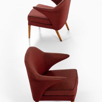 Pair of easy chairs attributed to Hans Olsen at Studio Schalling