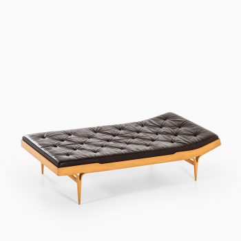 Bruno Mathsson Berlin daybed in beech at Studio Schalling
