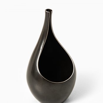 Stig Lindberg ceramic vase model Pungo at Studio Schalling
