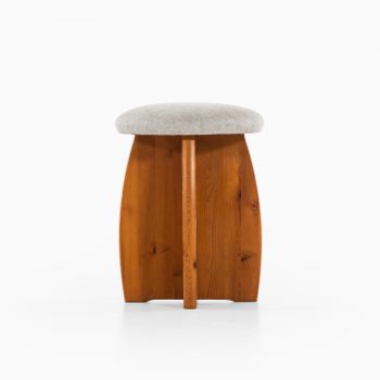 Set of 3 stools in pine and linen fabric at Studio Schalling