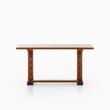 Dining table in pine in the style of Axel Einar Hjorth at Studio Schalling