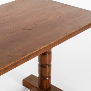 Dining table in pine in the style of Axel Einar Hjorth at Studio Schalling
