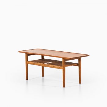 Hans Wegner AT-10 coffee table by Andreas Tuck at Studio Schalling