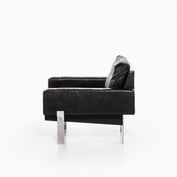 Illum Wikkelsø easy chair in steel and black leather at Studio Schalling