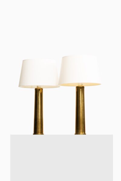 A pair of table lamps in brass at Studio Schalling
