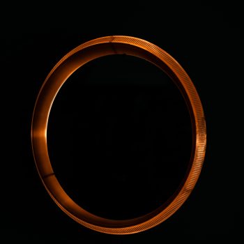 Round mirror in copper at Studio Schalling