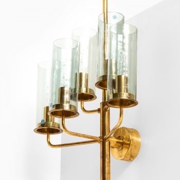 Hans-Agne Jakobsson wall lamp model V-169/5 at Studio Schalling