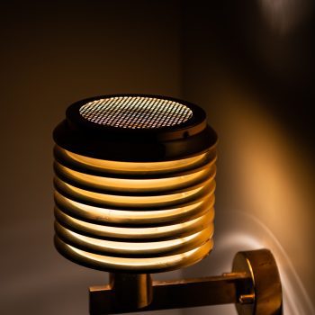 Hans-Agne Jakobsson wall lamps model V-299 in brass at Studio Schalling