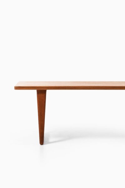 Børge Mogensen coffee table model 261at Studio Schalling