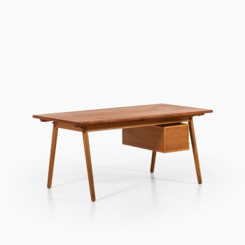 Poul Volther desk in teak and oak at Studio Schalling