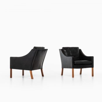 Børge Mogensen model 2207 easy chairs at Studio Schalling