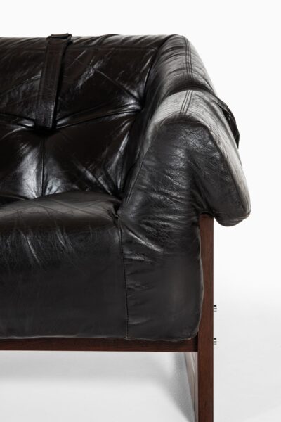 Percival Lafer sofa model MP-091 in at Studio Schalling