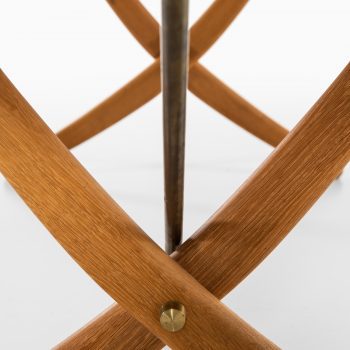 Hans Wegner dining table model AT-304 at Studio Schalling