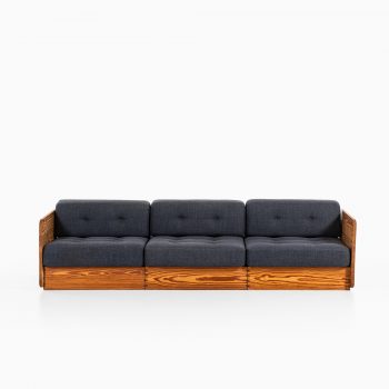 Sofa in oregon pine by unknown designer at Studio Schalling