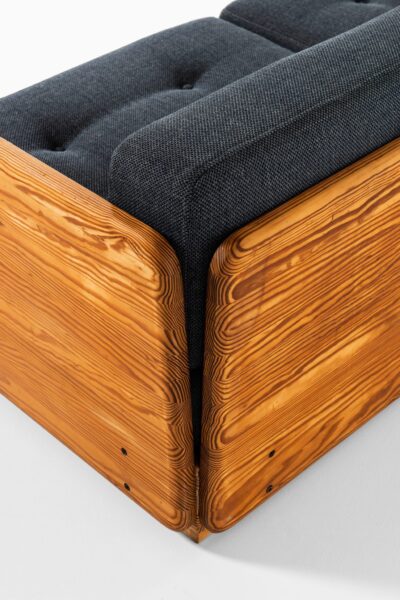 Sofa in oregon pine by unknown designer at Studio Schalling