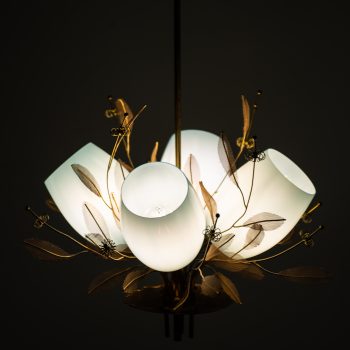 Paavo Tynell ceiling lamp model 9029/4 by Taito Oy at Studio Schalling