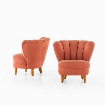 Pair of easy chairs in the manner of Otto Schulz at Studio Schalling