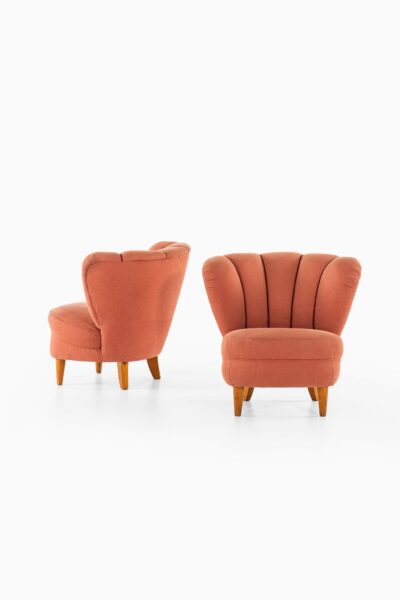 Pair of easy chairs in the manner of Otto Schulz at Studio Schalling