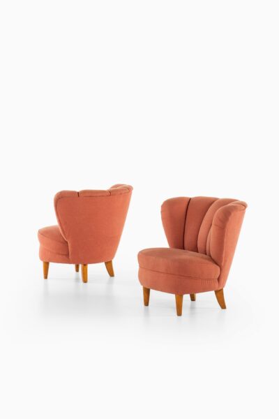 Pair of easy chairs in the manner of Otto Schulz at Studio Schalling