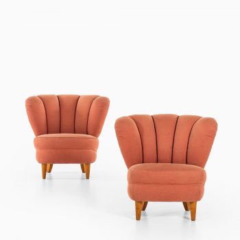 Pair of easy chairs in the manner of Otto Schulz at Studio Schalling