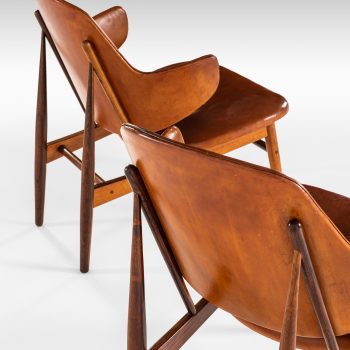 Ib Kofod-Larsen easy chairs model DP 9 at Studio Schalling