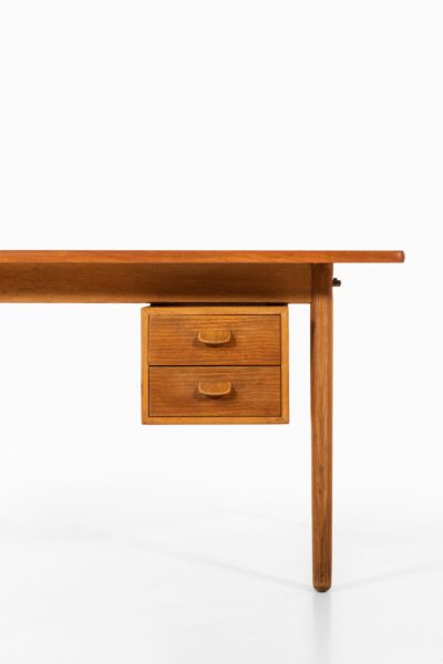 Poul Volther desk in teak and oak by FDB Møbler at Studio Schalling