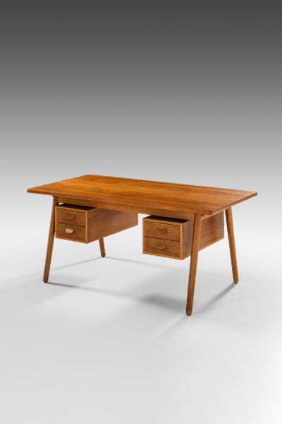 Poul Volther desk in teak and oak by FDB Møbler at Studio Schalling